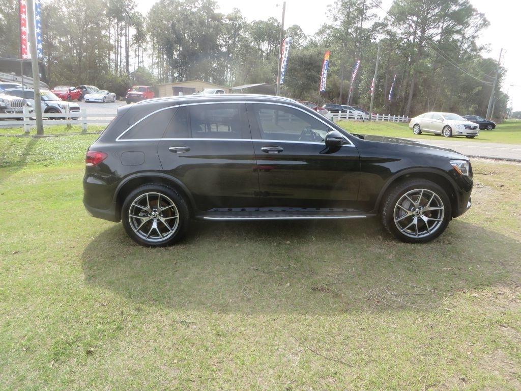 Mercedes-Benz Glc300 - Thumbnail 5