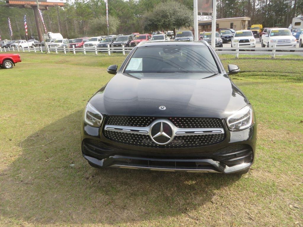 Mercedes-Benz Glc300 - Thumbnail 3