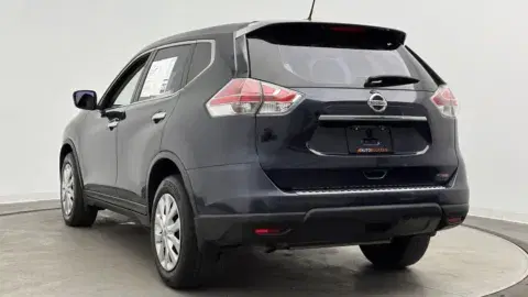 Nissan Rogue S - Thumbnail 6