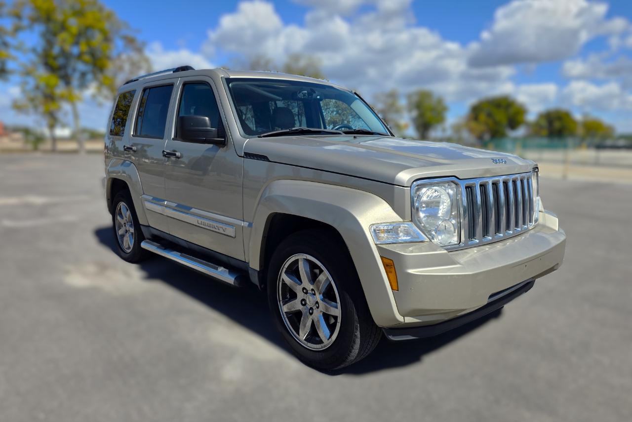 Jeep Liberty4Wd 4Dr Limited - Thumbnail 3