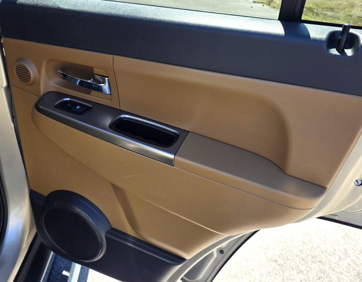 Jeep Liberty4Wd 4Dr Limited - Thumbnail 15