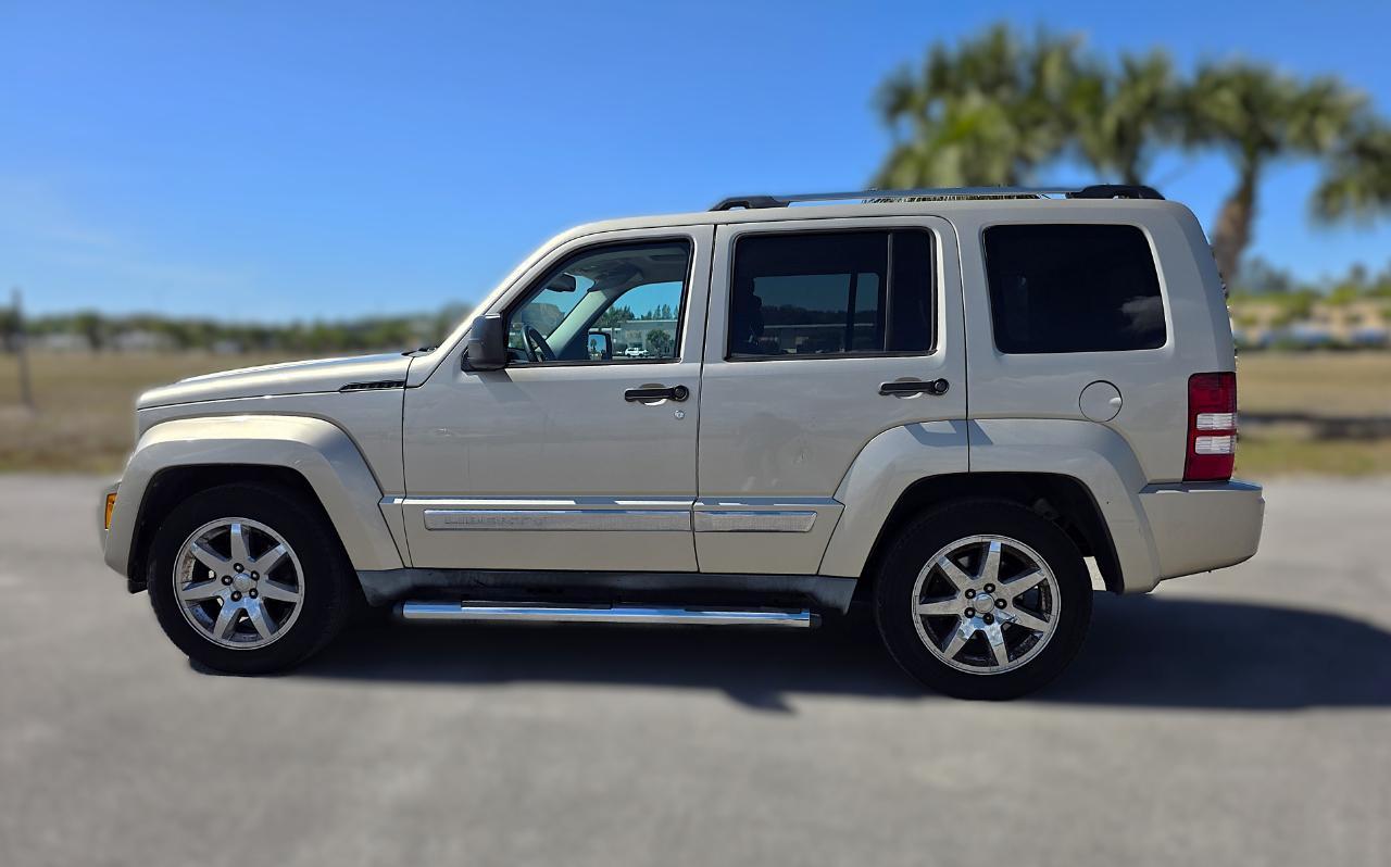 Jeep Liberty4Wd 4Dr Limited - Thumbnail 8