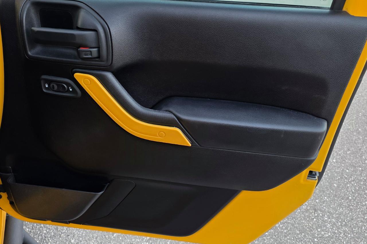 Jeep Wrangler Unlimited4Wd 4Dr Sport - Thumbnail 16