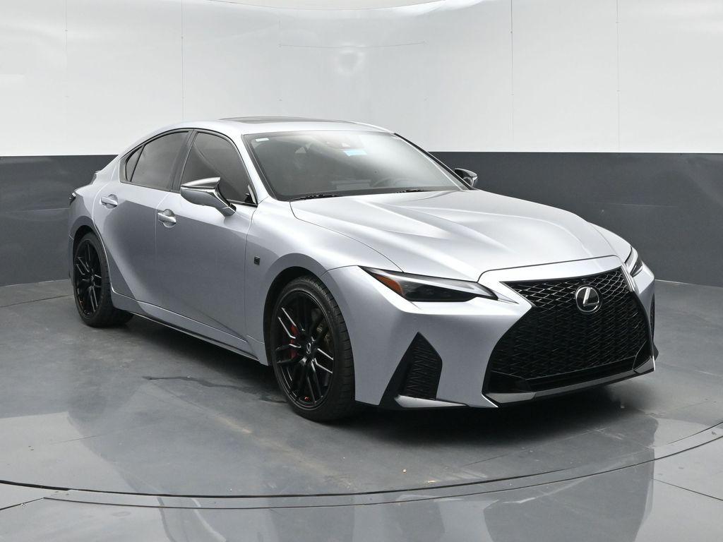 Lexus IS - View 1