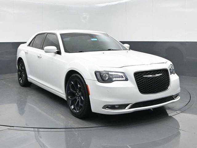 Chrysler 300 - View 1