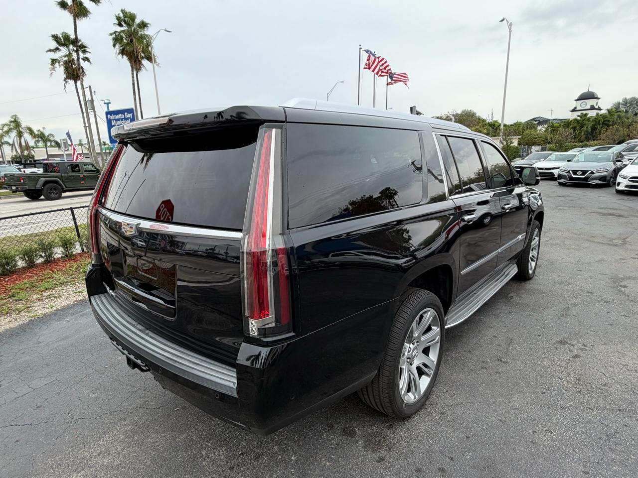 Cadillac Escalade Esv 2Wd Luxury - Thumbnail 5