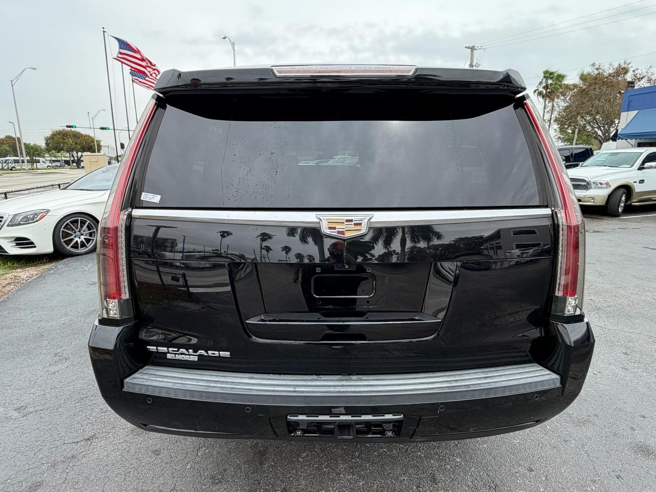 Cadillac Escalade Esv 2Wd Luxury - Thumbnail 7