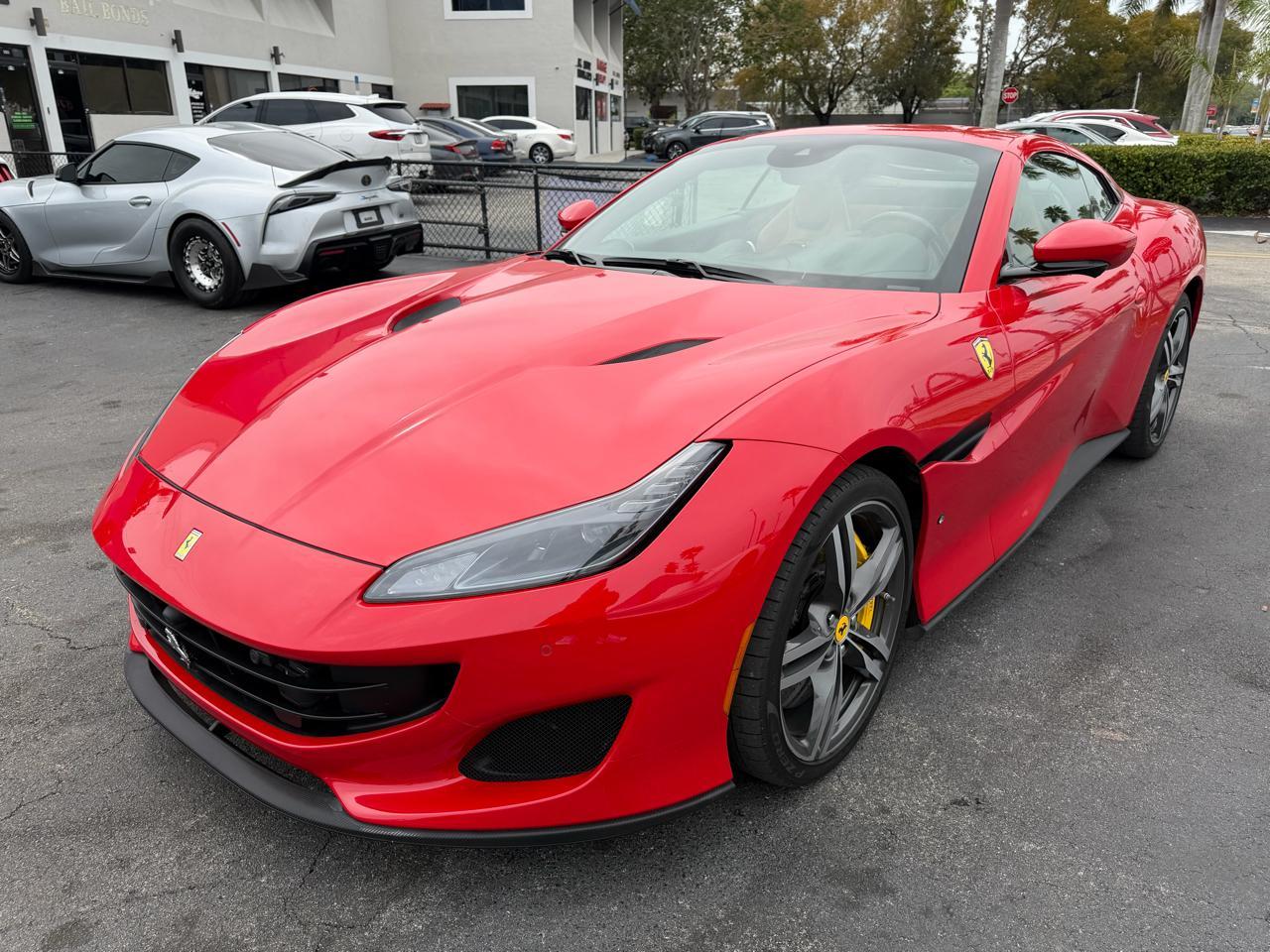 Ferrari Portofino Convertible - Thumbnail 7