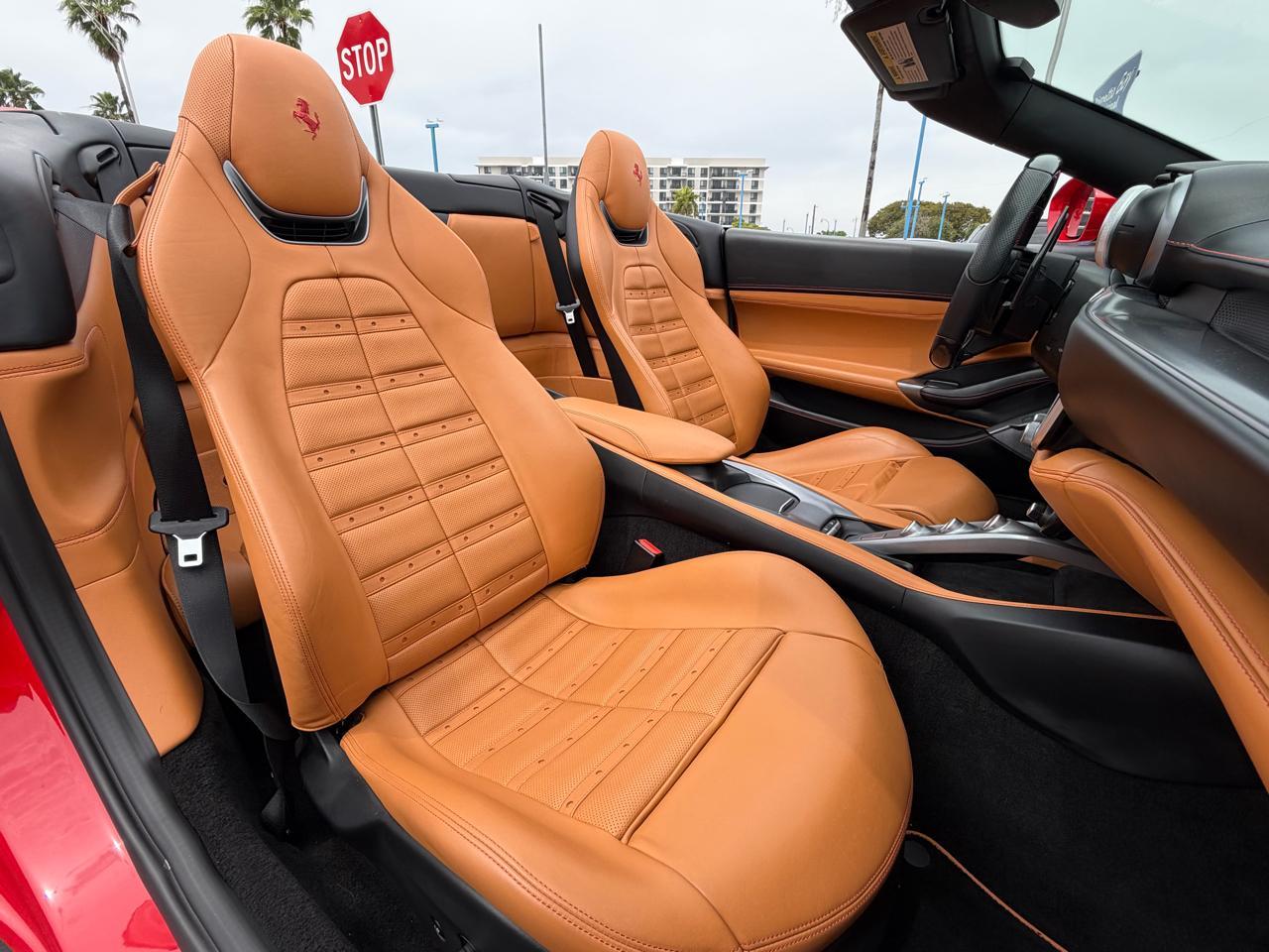 Ferrari Portofino Convertible - Thumbnail 17