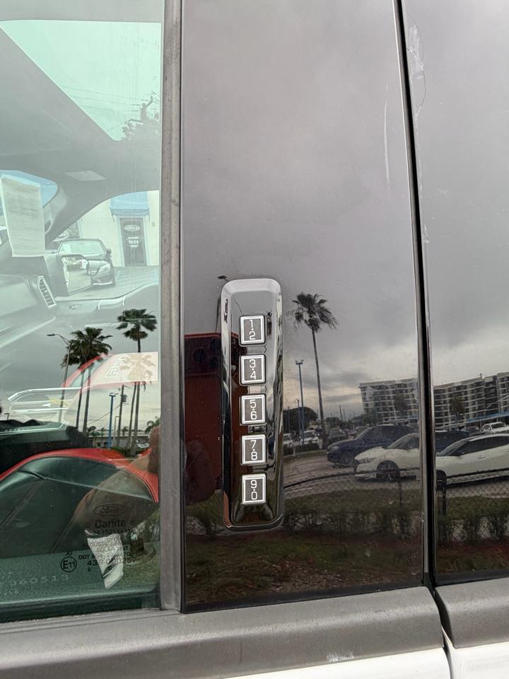 Ford F-150 Lariat Supercrew 4Wd - Thumbnail 19