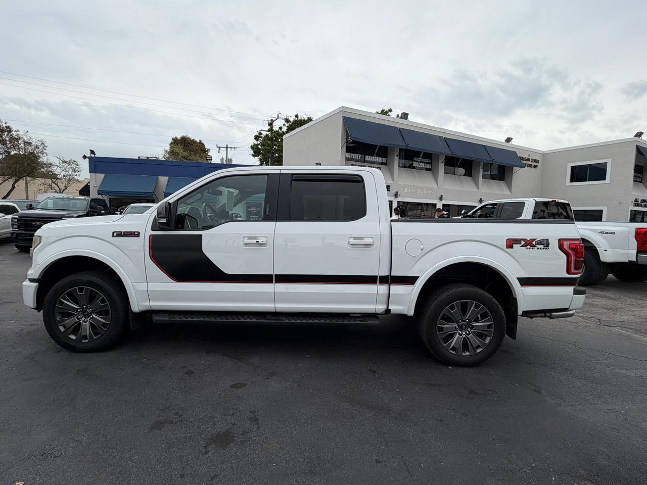 Ford F-150 Lariat Supercrew 4Wd - Thumbnail 11