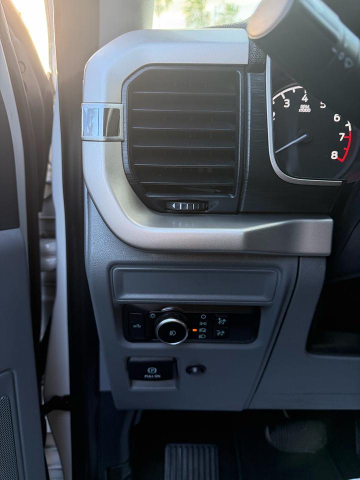 Ford F-150 Xlt Lariat - Thumbnail 18