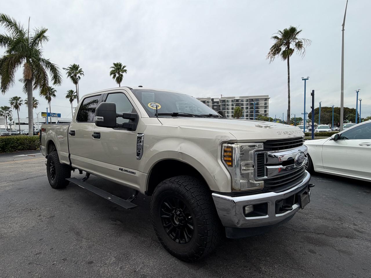 Ford F-250 Sd King Ranch Crew Cab 4Wd - Thumbnail 2