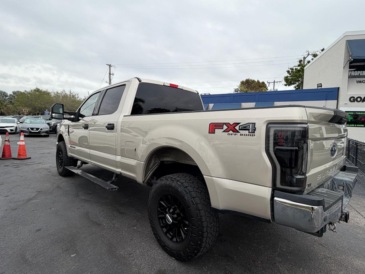 Ford F-250 Sd King Ranch Crew Cab 4Wd - Thumbnail 6