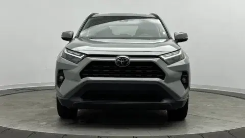 Toyota Rav4 Xle Premium - Thumbnail 3