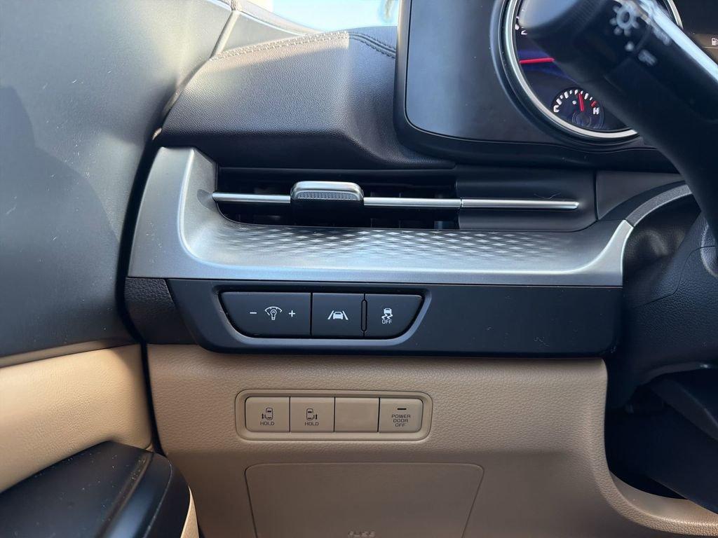 Kia Carnival Lx Fwd - Thumbnail 18