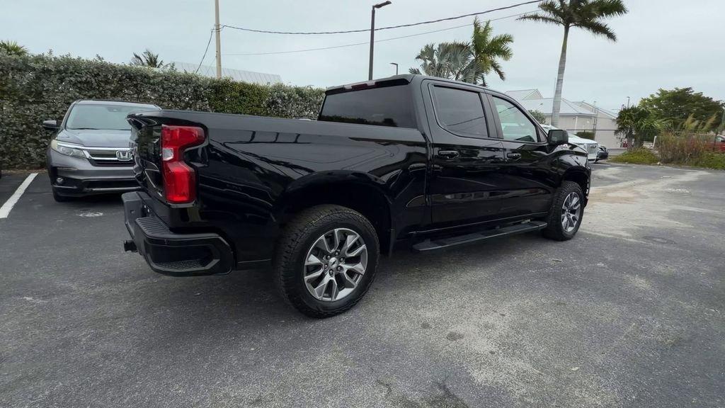 Chevrolet Silverado 1500 Rst 4Wd Crew Cab - Thumbnail 9