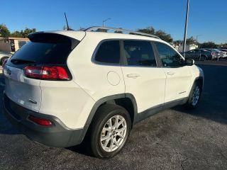 Jeep Cherokee - Thumbnail 10