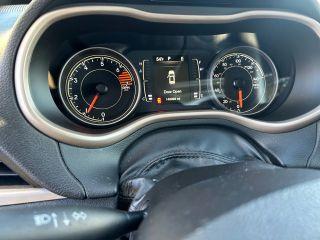 Jeep Cherokee - Thumbnail 17