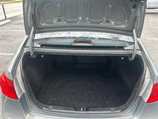 Hyundai Elantra - Thumbnail 5