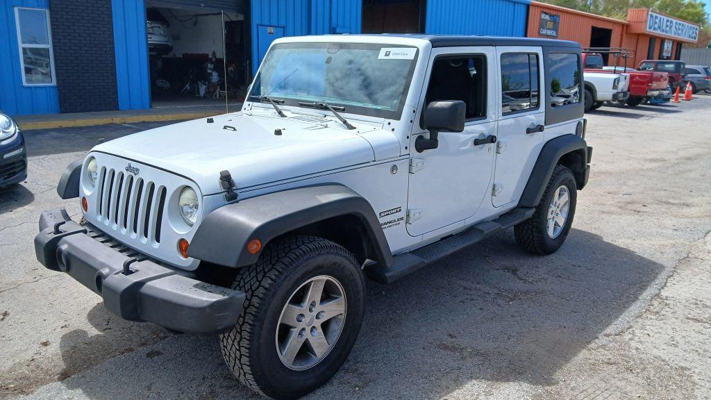 Jeep Wrangler - Thumbnail 8