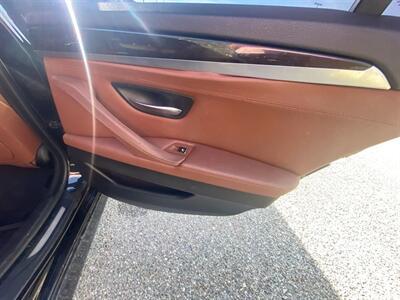 Bmw 5 Series 528I Xdrive - Thumbnail 13