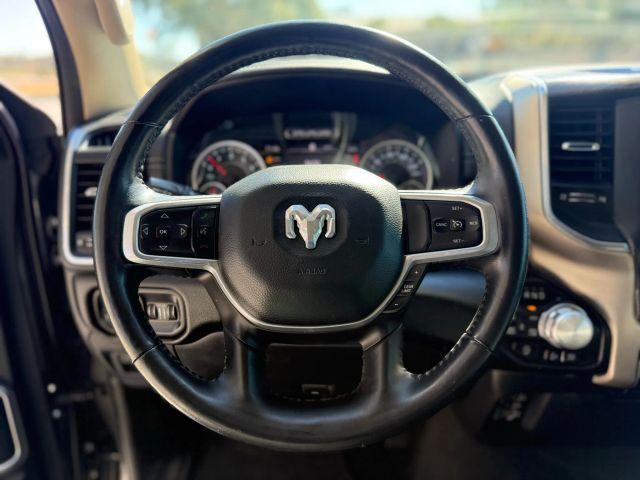 Ram 1500 Crew Cab - Thumbnail 2