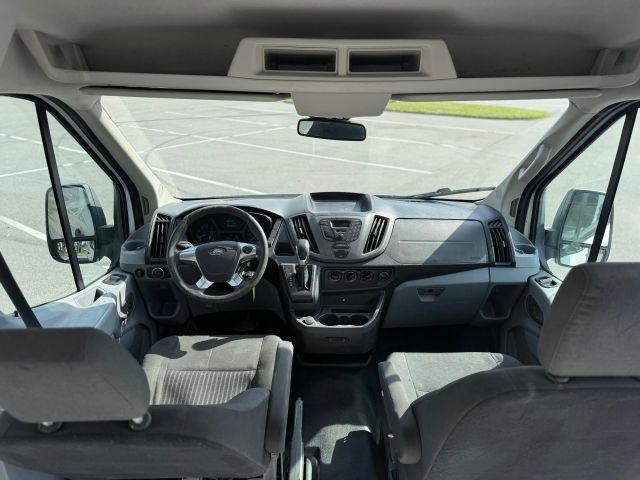 Ford Transit 250 Van - Thumbnail 15