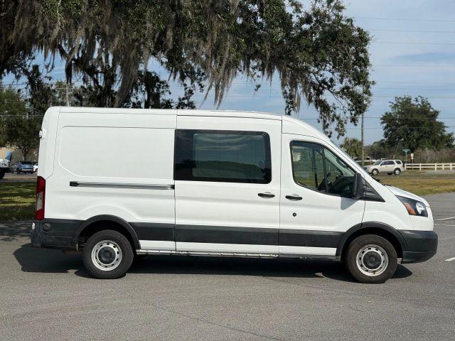 Ford Transit 250 Van - Thumbnail 8