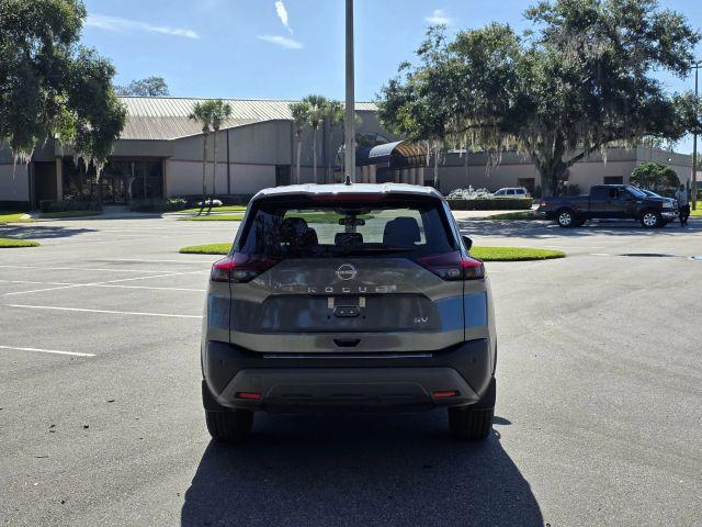 Nissan Rogue - Thumbnail 13