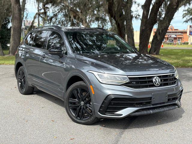 Volkswagen Tiguan - View 1