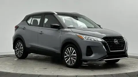Nissan Kicks Sv - Thumbnail 4