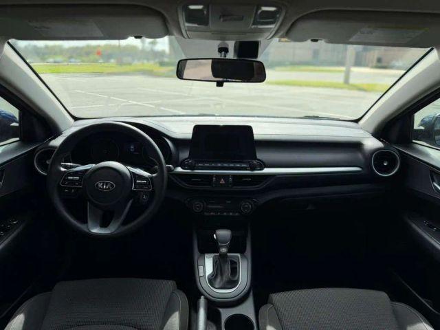 Kia Forte - Thumbnail 12