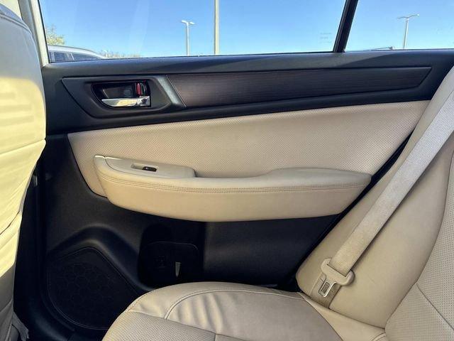 Subaru Legacy 3.6R - Thumbnail 18