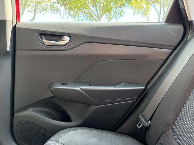 Hyundai Accent Se - Thumbnail 20