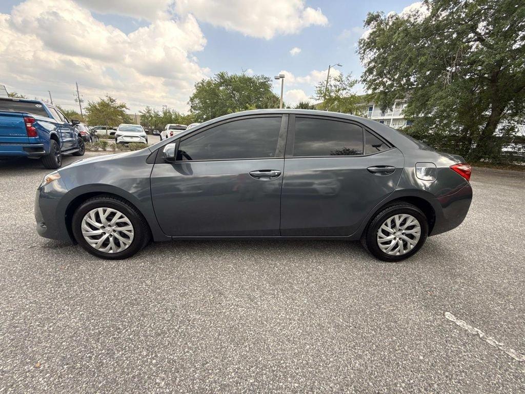 Toyota Corolla Le - Thumbnail 8