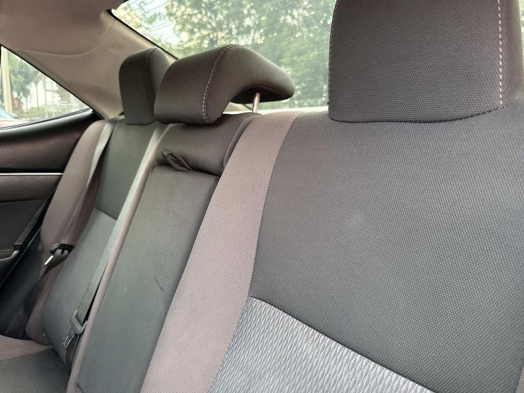 Toyota Corolla Le - Thumbnail 16