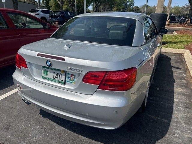 Bmw 3 Series 328I - Thumbnail 4