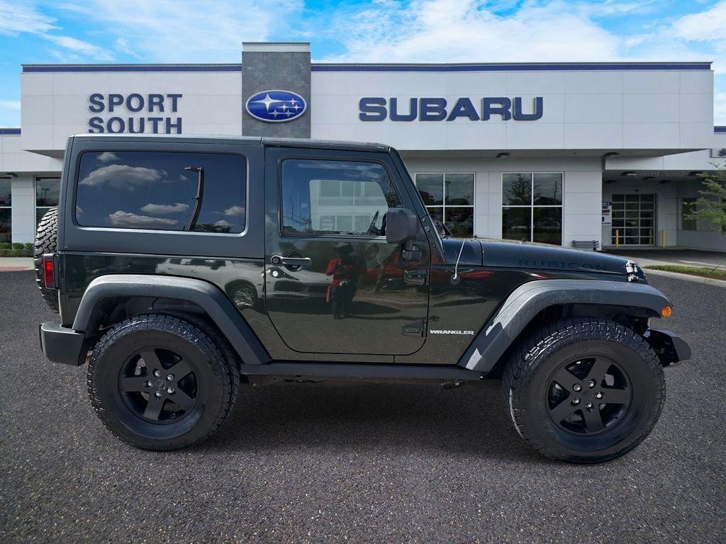 Jeep Wrangler Rubicon - Thumbnail 3