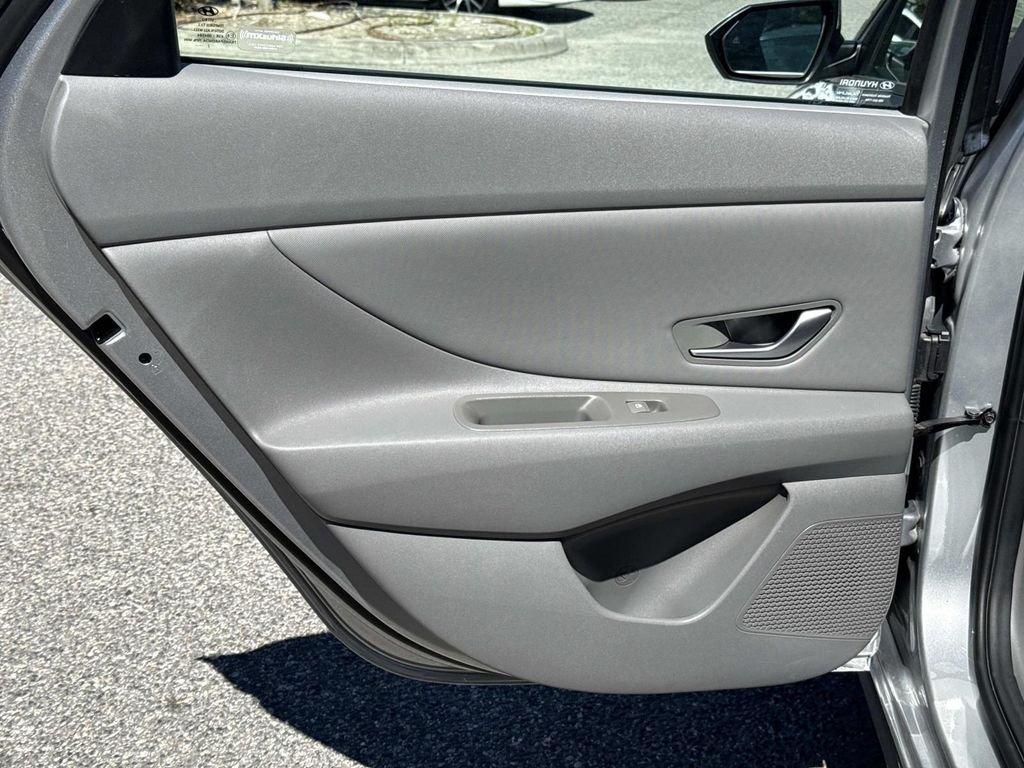 Hyundai Elantra Sel - Thumbnail 14