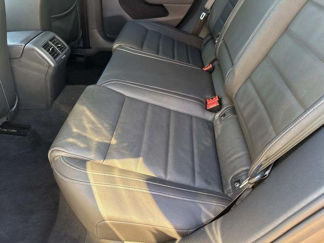 Volkswagen Golf R - Thumbnail 17