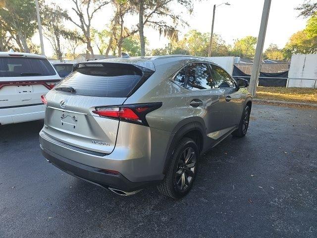 Lexus Nx 200T - Thumbnail 5