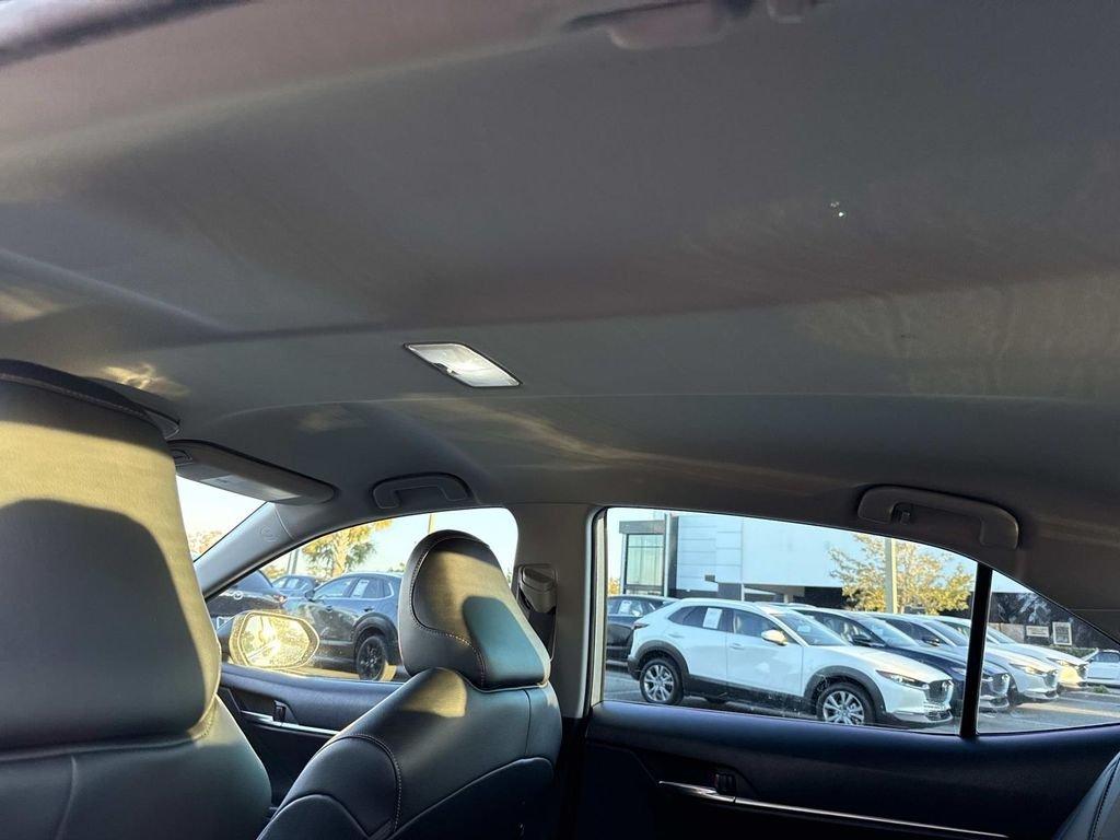 Toyota Camry Se - Thumbnail 20