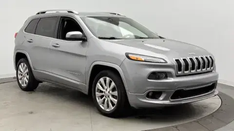 Jeep Cherokee Overland - Thumbnail 4