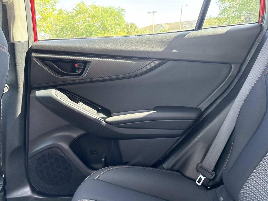 Subaru Crosstrek Premium - Thumbnail 16