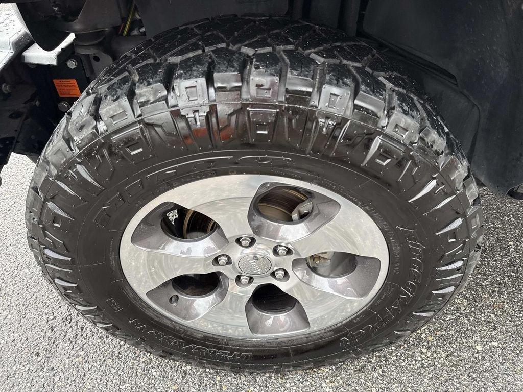 Jeep Wrangler Unlimited Sahara - Thumbnail 14