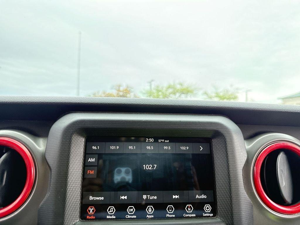 Jeep Gladiator Sport - Thumbnail 18