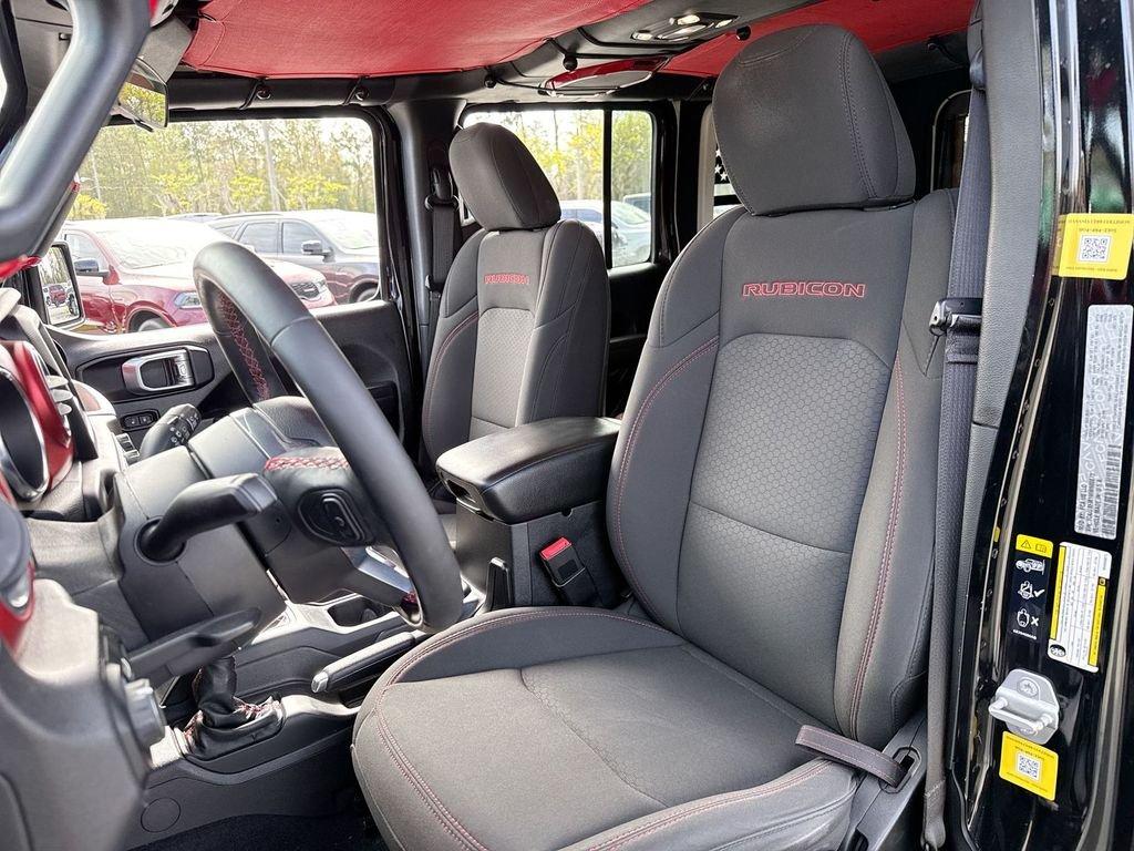 Jeep Wrangler Unlimited Rubicon - Thumbnail 12