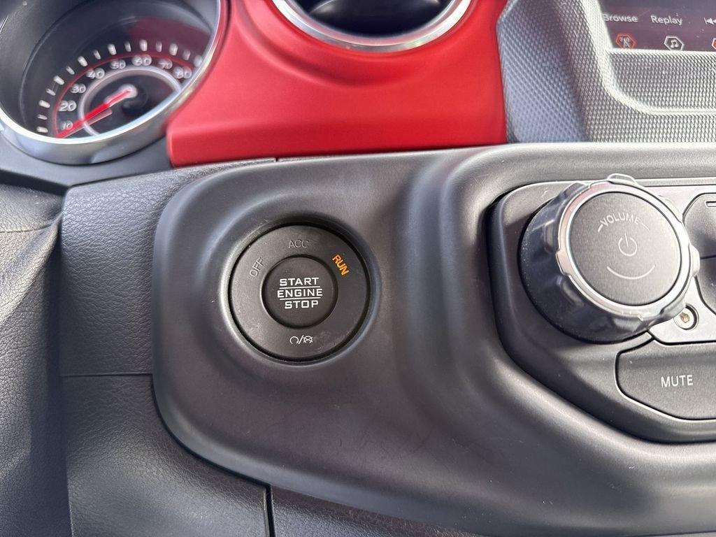 Jeep Wrangler Unlimited Rubicon - Thumbnail 18