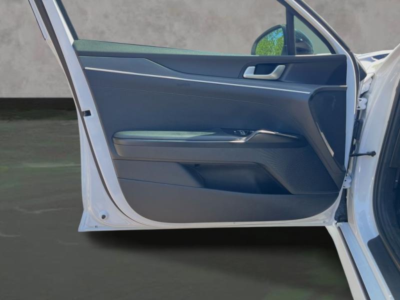 Kia K5 Gt-Line - Thumbnail 10